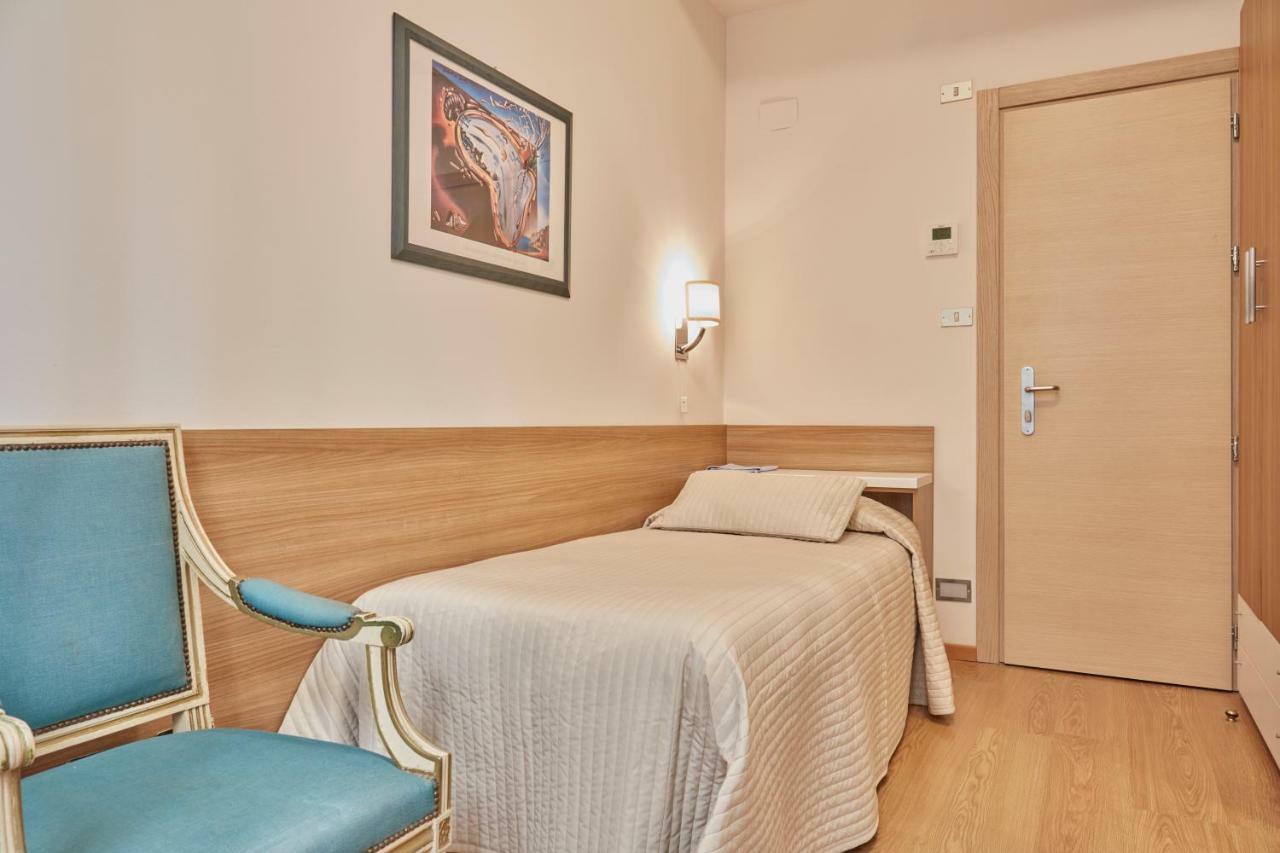Albergo Celeste Sestri Levante Eksteriør billede