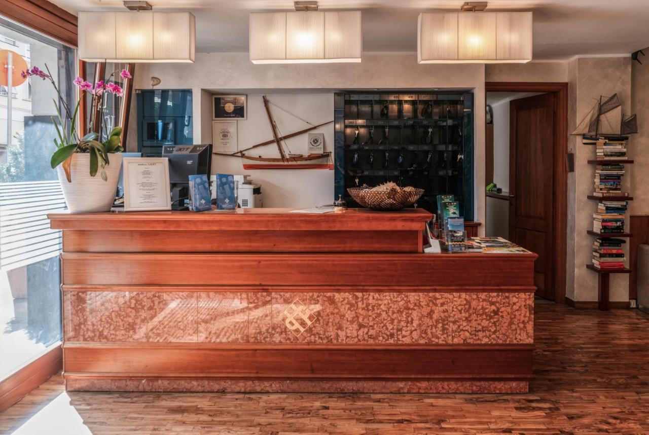 Albergo Celeste Sestri Levante Eksteriør billede